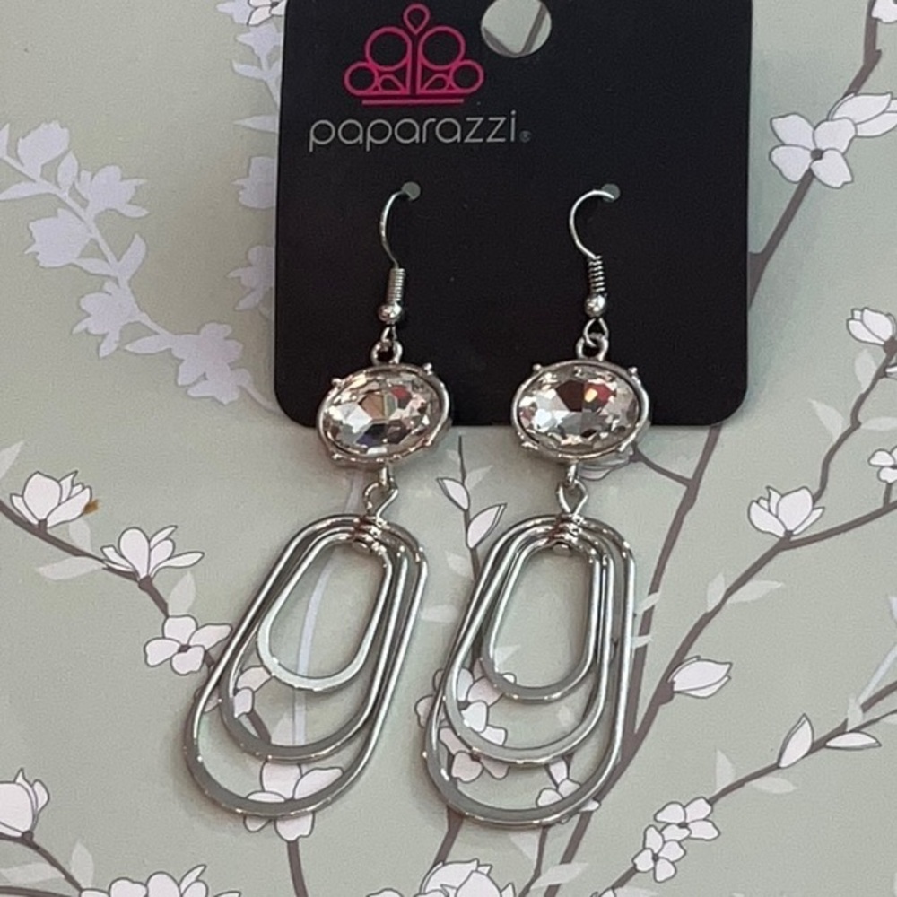 ❄️ Paparazzi | Silver Geometric Drop Earrings Date Night Bohemian